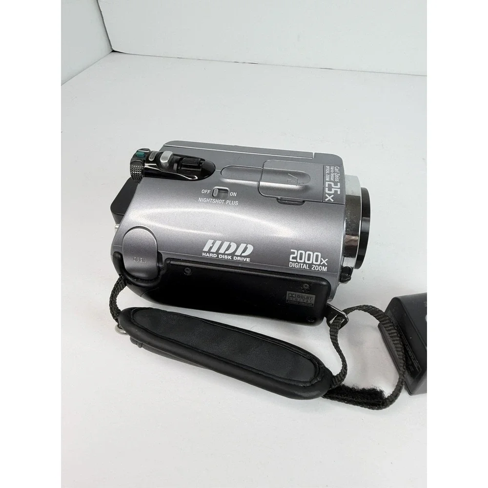Sony Handycam DCR-SR82 60GB HDD Camcorder 25x Zoom 2.7